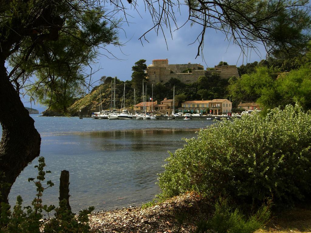 فندق كوغولينفي  Ibis Golfe De Saint-Tropez المظهر الخارجي الصورة